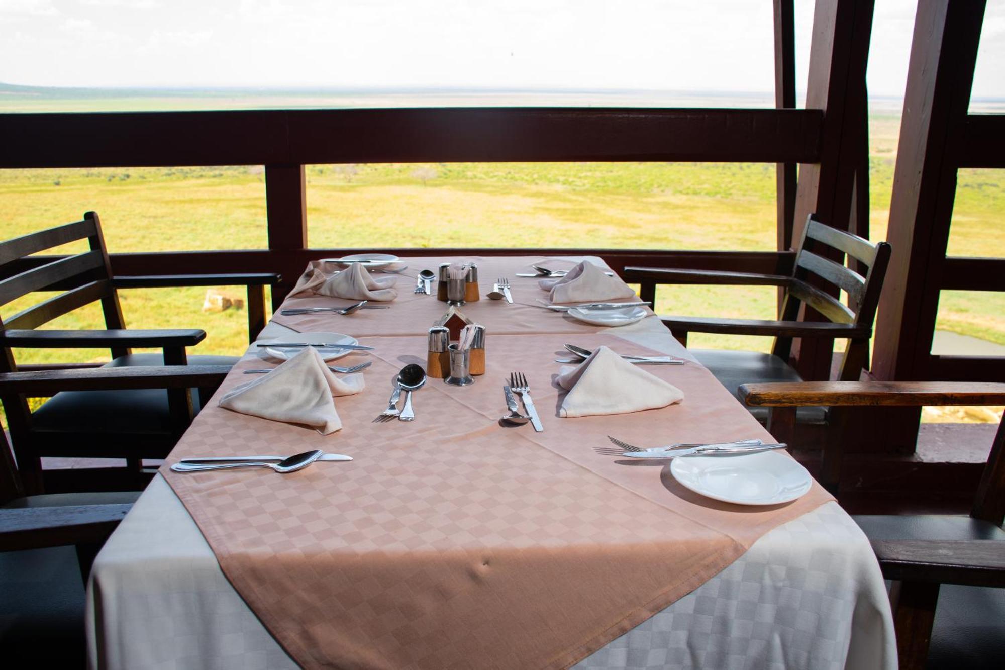 Voi Safari Lodge Esterno foto